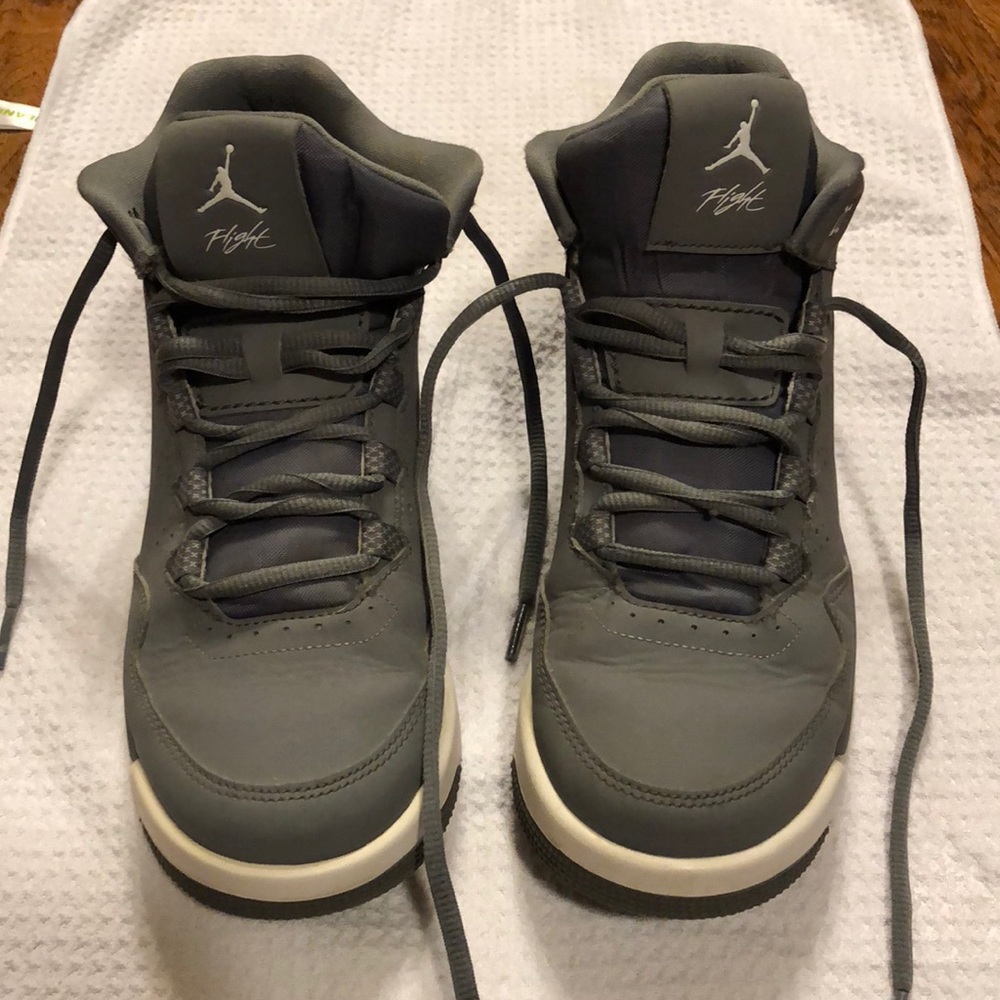Boys Jordan Flight Basketball shoes - Gray - 6Y